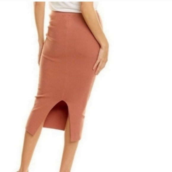 Good American Strut Midi Ribbed Pink Skirt - Picture 2 of 6